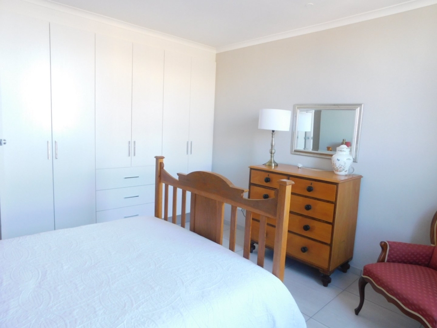 To Let 3 Bedroom Property for Rent in Strand Central Western Cape